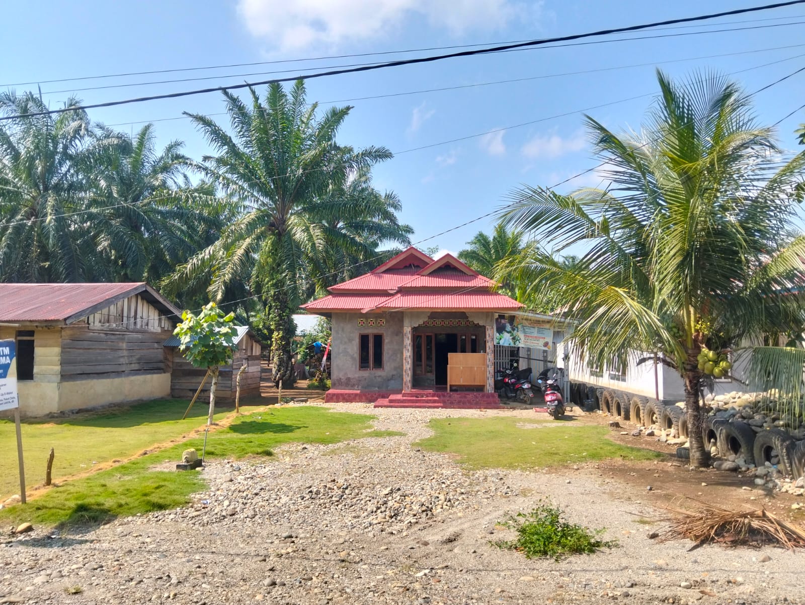 Sentra Usaha & Kedai Warga Desa